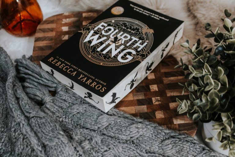 Fourth Wing by Rebecca Yarros Fourth Wing by Rebecca Yarros